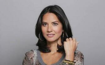 Sexy Olivia Munn HD Wallpaper Of
