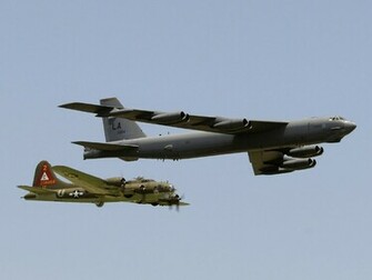 Wallpaper B And Fortresses 17g Flying Fortress 52h