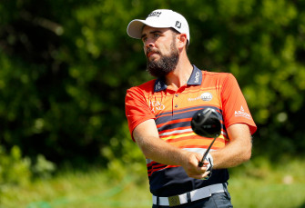 Troy Merritt Golf Ball In Hand Wallpaper