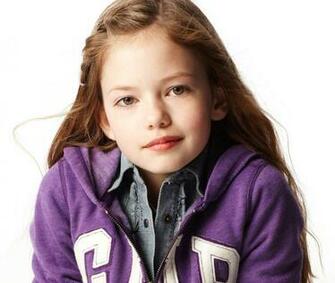 Kenzie Mackenzie Foy Photo