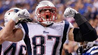 Watch Rob Gronkowski Goes Nuts At Wwe Show Fox Sports