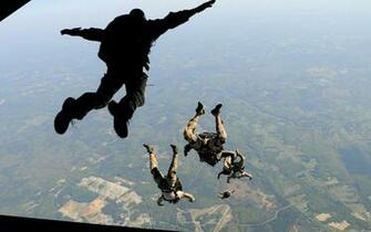 Airborne Action Wallpaper HD S