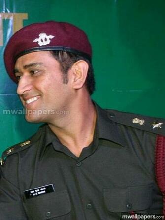 Ms Dhoni HD Photos Wallpaper 1080p
