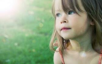 Little Girl Wallpaper HD Beauty