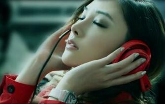 Cute Girl Listening To Music Wallpaper HD