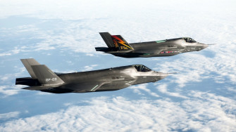 HD Wallpaper Of Military Jet Fighters In Flight