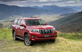 Toyota Land Cruiser Prado HD Wallpaper Background Image