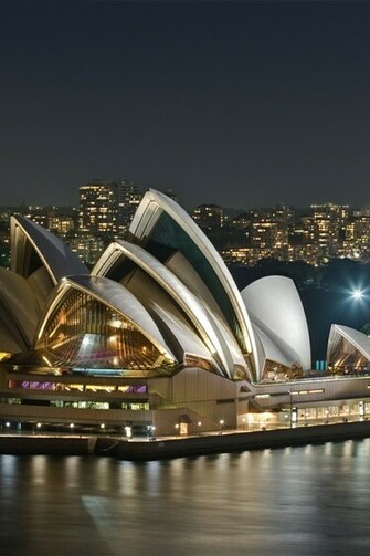 Sydney Opera House iPhone 4s Wallpaper