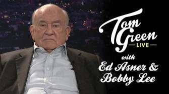 Hollywood Veteran Edward Asner In An Inter On Tom Wallpaper