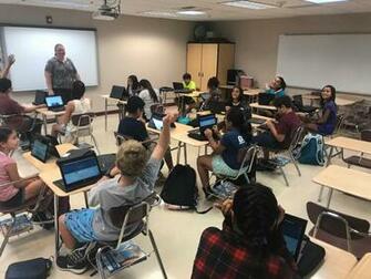 Lindero Canyon Ms On Lcms Dual Immersion Students Hard