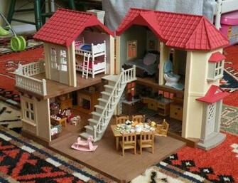 Calico Critters Sylvanian Families Luxury Townhouse Custom Wallpaper