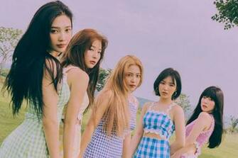 Red Velvet Unveil More Ethereal Group Teaser Image For The Reve