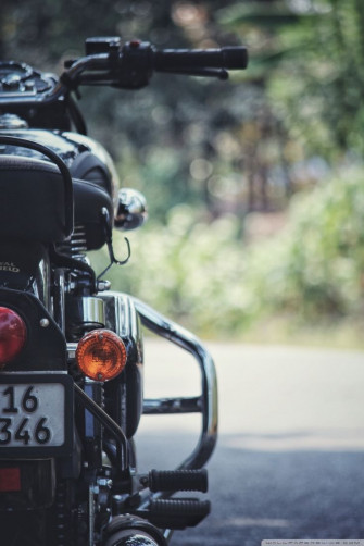 Royal Enfield Wallpaper For