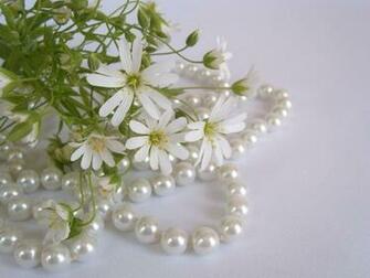 Pearls With Flowers Wallpaper Desktop