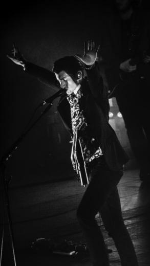 Arctic Monkeys iPhone Wallpaper