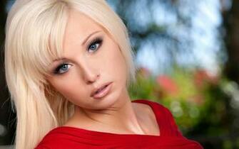 Rikki Six Wallpaper