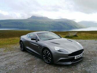 Aston Martin Vanquish Carbon Black HD Wallpaper
