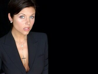 Tiffani Amber Thiessen Wallpaper