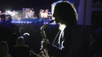 Listening To Kenny G Is An Ironic Masterpiece The New Yorker