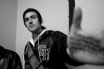 Yelawolf Ft Eminem Best Friend New Music The
