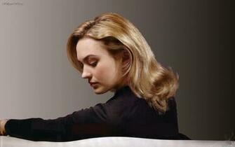 Sophia Myles Wallpaper