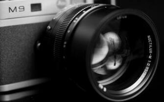 Vintage Camera Lens Close Up Wallpaper