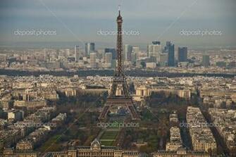 Paris In Winter Wallpaper