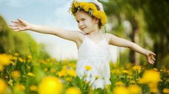 HD Wallpaper Desktop Cute Baby Girls