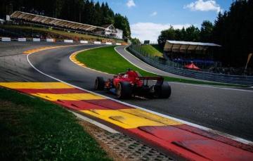 Seb Through Eau Rouge Sebastian Racing Spa