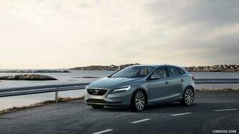Volvo V40 T4 Momentum Front HD Wallpaper