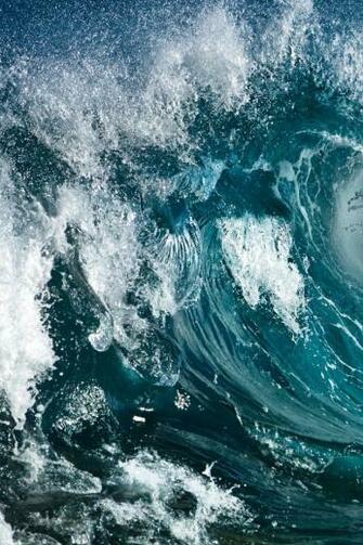 Wave iPhone 4s Wallpaper iPad