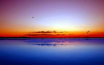 Spectacular Blue And Red Ocean Horizon Wallpaper
