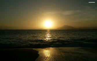 Deep Blue Ocean Sunset Beach Wallpaper