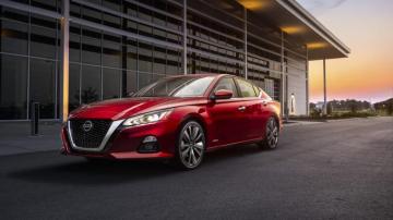 Nissan Altima Wallpaper