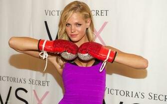 Erin Heatherton Computer Wallpaper Desktop Background