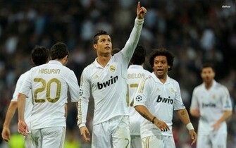 Real Madrid Celebrating Wallpaper HD