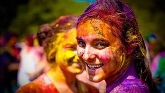Girl Smile On Holi Festival HD Wallpaper StylishHDwallpaper