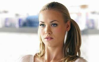 Yvonne Strahovski HD Wallpaper