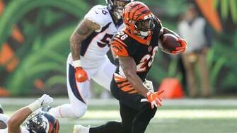 Joe Mixon Becomes Centerpiece Of Bengals Depleted Offense