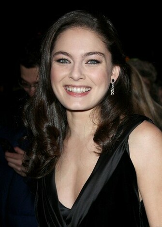 Alexa Davalos Wallpaper Hot Image Wide Amazing