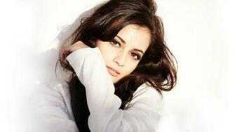 Top Dia Mirza Full HD Wallpaper Most Wonderful Pictures