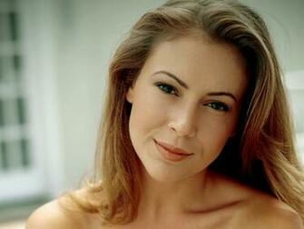 Wallpaper Widescreen Celebrities Alyssa Milano