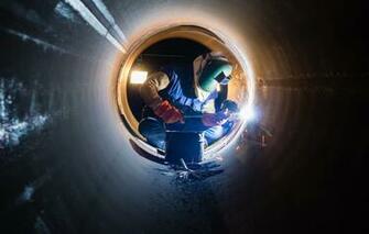 Wallpaper Laborer Worker Pipe Welder Electric Arc Welding
