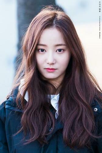Yeonwoo Kpopping