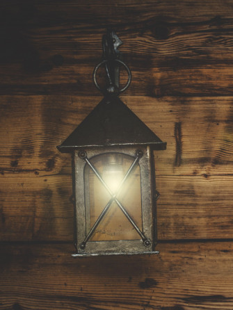Lantern Wallpaper