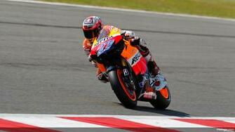 Casey Stoner Superior In Silverstone Circuit Photo Wallpaper
