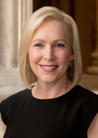 En Sie Kostenlose Kirsten Gillibrand Wallpaper
