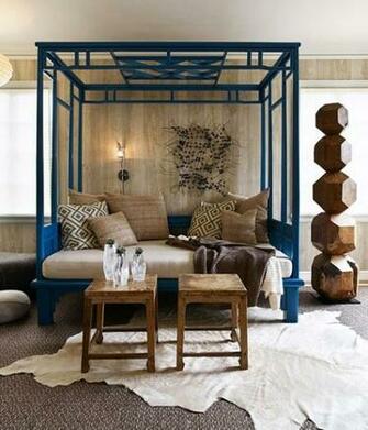Turquoise Asian Daybed Faux Bark Wallpaper