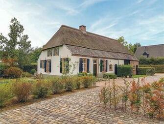 Six Bedroom Holiday Home In Leende Netherlands Booking