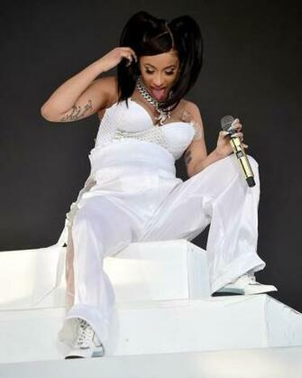 Sheesosavagee Ard In Cardi B